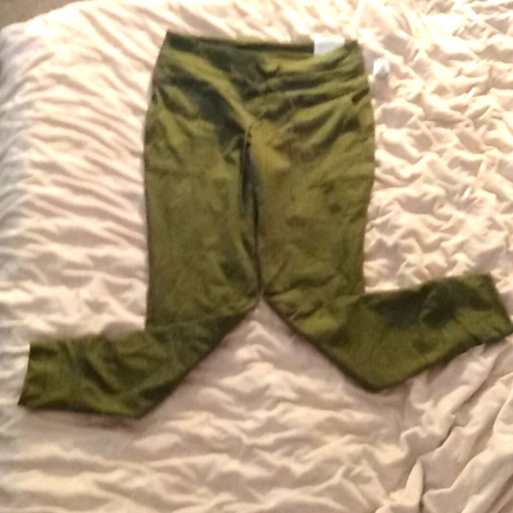 NWT Old Navy high-rise ankle leggings cozecore active size large, sage green